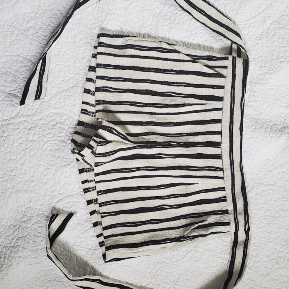 Striped Tie Shorts - Picture 3 of 6
